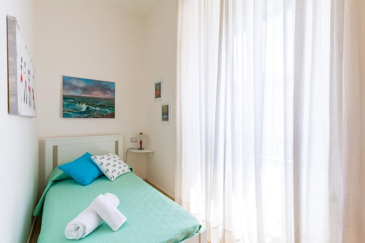 Rione Emanuele III - 4 Bedroom Apartment Napoli Eksteriør bilde
