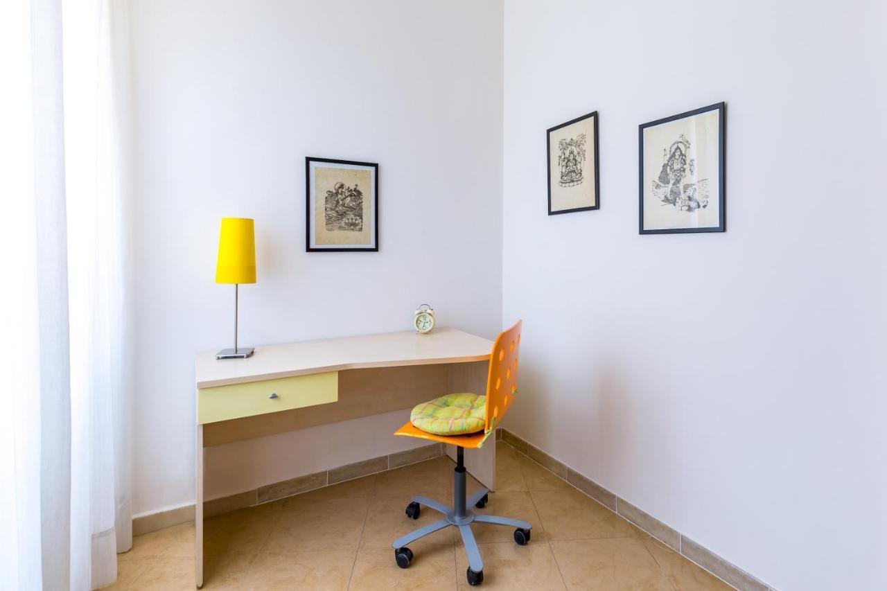 Rione Emanuele III - 4 Bedroom Apartment Napoli Eksteriør bilde
