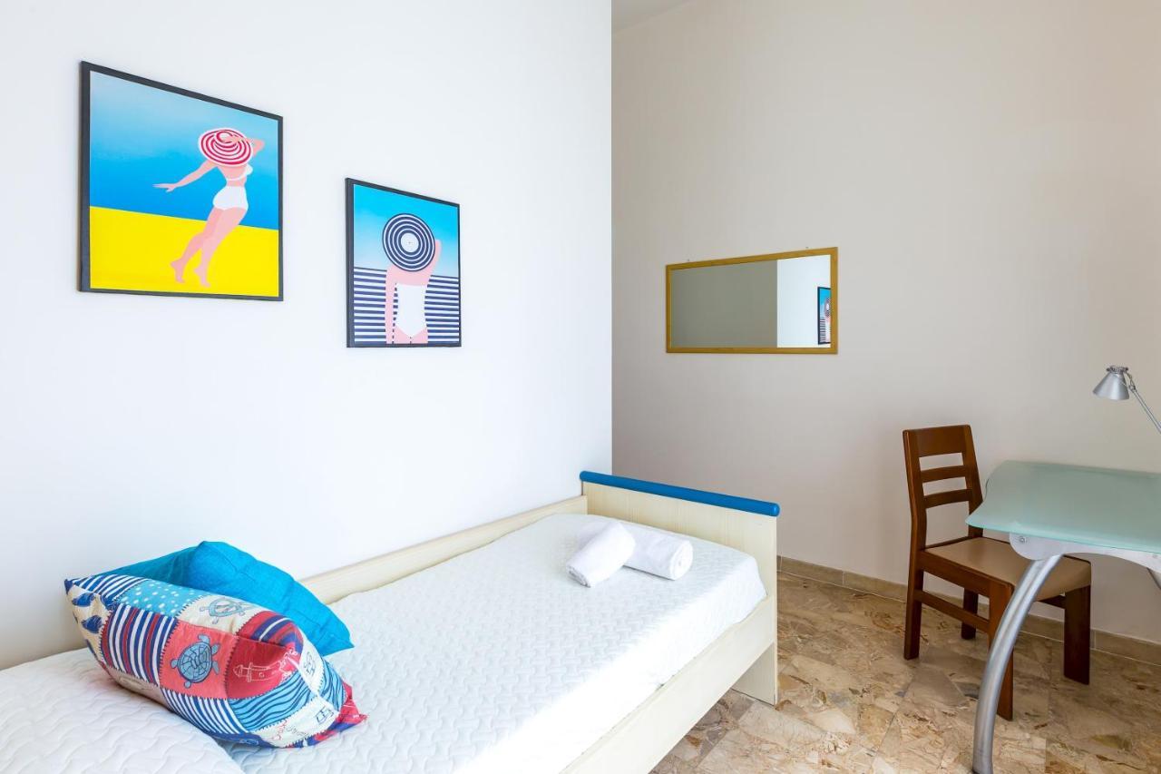 Rione Emanuele III - 4 Bedroom Apartment Napoli Eksteriør bilde